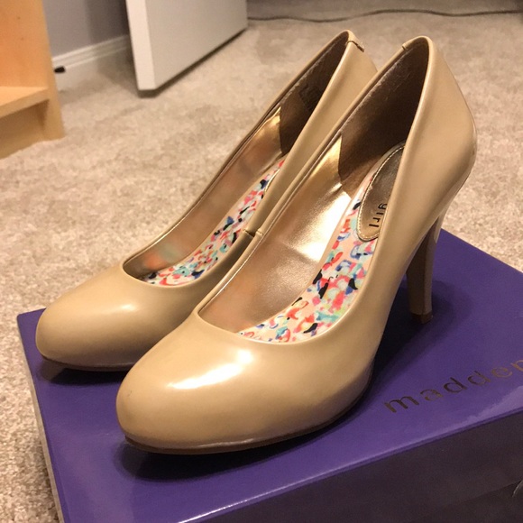 Madden Girl Shoes - Madden Girl tan pumps